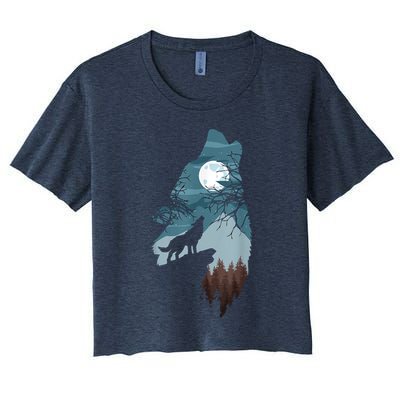 Forest With FullMoon And Cliff Of Silhouette Howling Crop Top