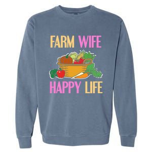 Farm Wife Happy Life Cool Awesome Retro Meaningful Gift Present Gift Cute Gift Garment-Dyed Sweatshirt