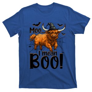 Funny Witch Highland Cow Halloween Costume Moo I Mean Boo Cool Gift T-Shirt