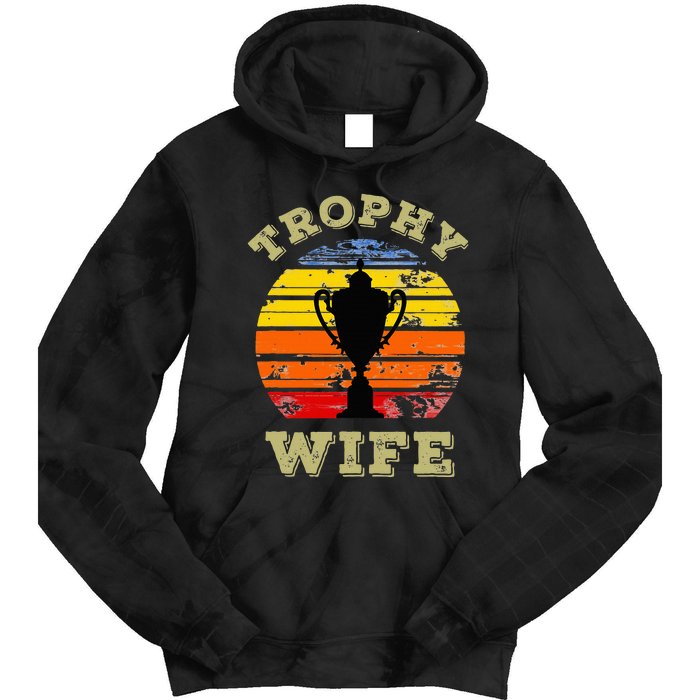 Funny Wife Mom Vintage Retro Sunset Trophy Mothers Day Tie Dye Hoodie