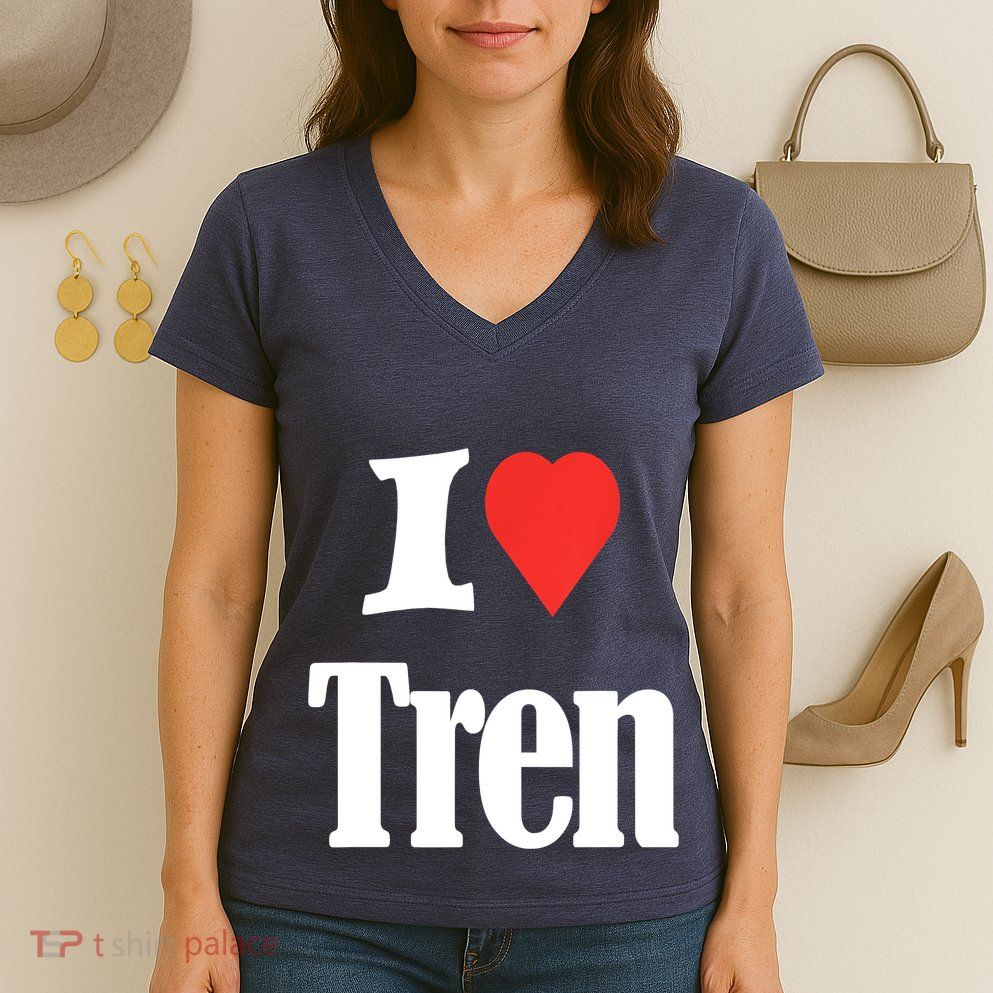 Funny Workout Quote, I Love Tren Design,Cool Bodybuilder Women's V-Neck T-Shirt