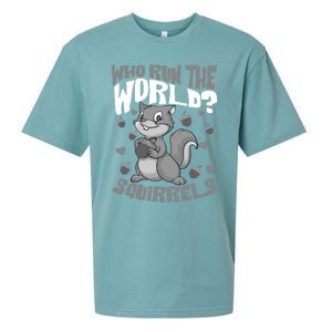 Funny Who Run The World? Squirrel Gift For Chipmunks Lovers Gift Sueded Cloud Jersey T-Shirt