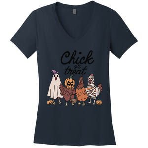 Funny Witch Spooky Chicken Halloween Costume Chick Or Treat Gift Women's V-Neck T-Shirt