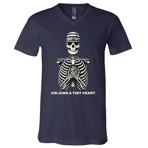 Funny Xray Halloween Costume Rib Cage Skeleton Dog Heart V-Neck T-Shirt