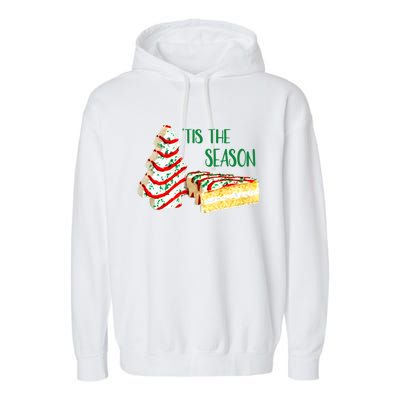 Family Xmas Outfit Cake Lovers Christmas Tree Snack Cake Tee Gift Garment-Dyed Fleece Hoodie