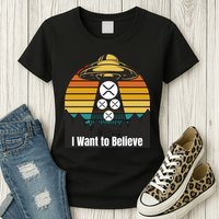 Funny XRP UFO Encounter Retro Sunset Ripple Cryptocurrency Funny Ripple XRP Womens T-Shirt