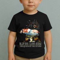 Grizzly 399 28 Years Old Memory The Queen Of The Tetons Toddler T-Shirt