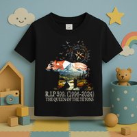 Grizzly 399 28 Years Old Memory The Queen Of The Tetons Toddler T-Shirt