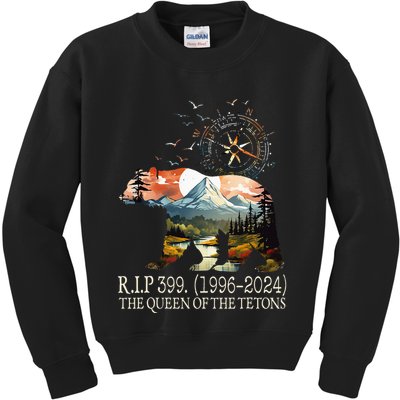 Grizzly 399 28 Years Old Memory The Queen Of The Tetons Kids Sweatshirt