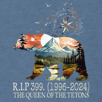 Grizzly 399 28 Years Old Memory The Queen Of The Tetons Garment-Dyed Sweatshirt