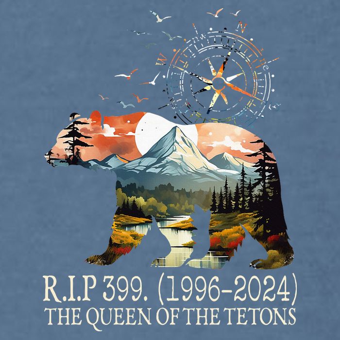 Grizzly 399 28 Years Old Memory The Queen Of The Tetons Garment-Dyed Sweatshirt
