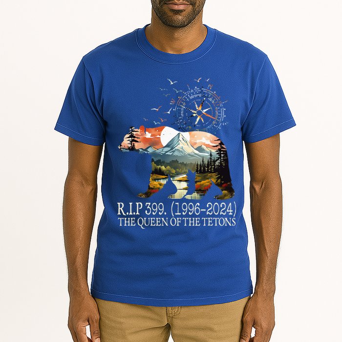Grizzly 399 28 Years Old Memory The Queen Of The Tetons Tall T-Shirt