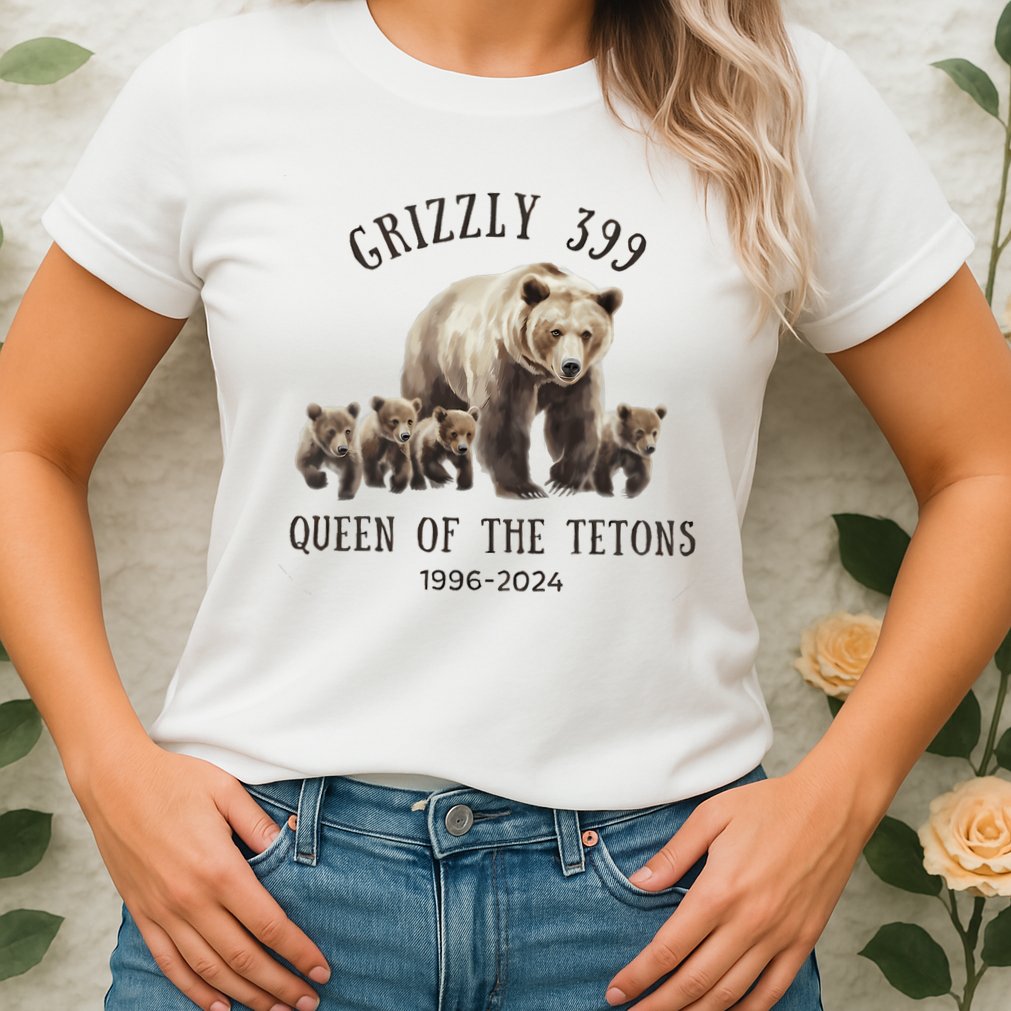 Grizzly 399 Queen Of The Tetons National Park Bear Womens T-Shirt