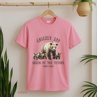 Grizzly 399 Queen Of The Tetons National Park Bear T-Shirt