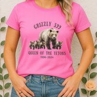 Grizzly 399 Queen Of The Tetons National Park Bear Womens T-Shirt