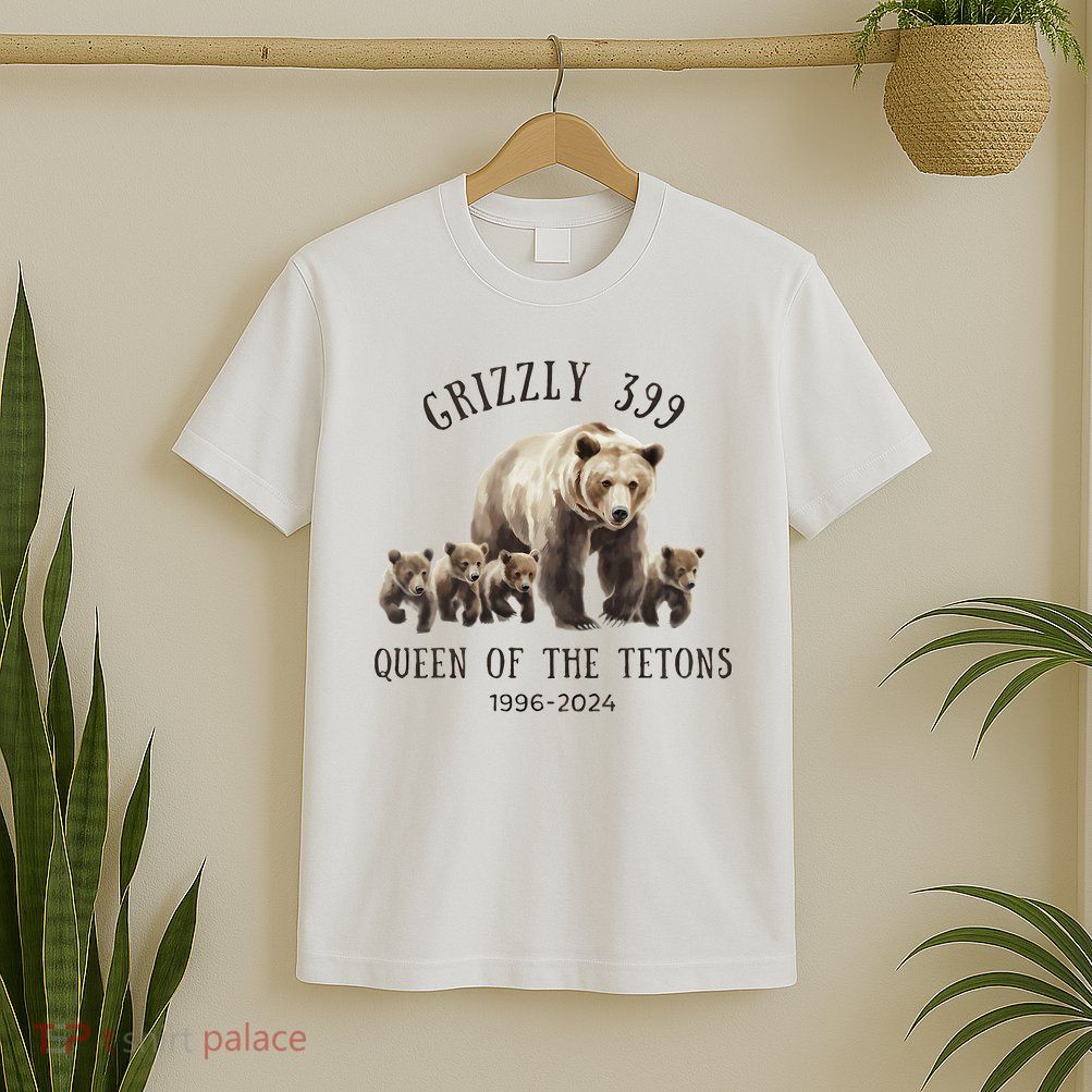 Grizzly 399 Queen Of The Tetons National Park Bear T-Shirt