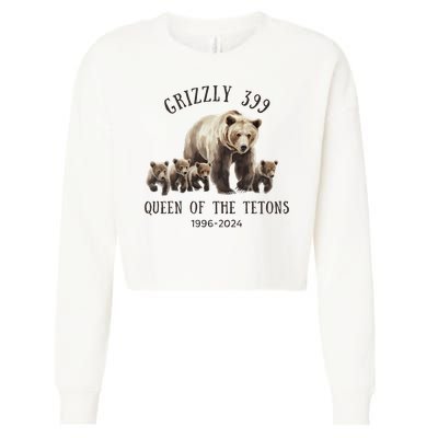 Grizzly 399 Queen Of The Tetons National Park Bear Cropped Pullover Crew