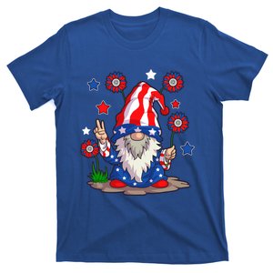 Gnomes 4Th Of July Gnome Lover American Flag Cute Gift T-Shirt