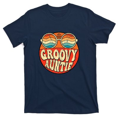 Groovy Auntie 70s Aesthetic Nostalgia 1970s Retro Aunt T-Shirt