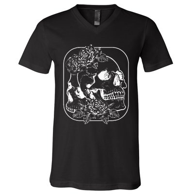 Grunge Aesthetic Goth Gothic Skull Fairycore Roses V-Neck T-Shirt