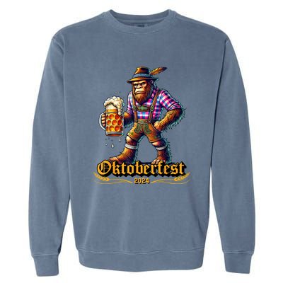 German Bigfoot Sasquatch Lederhose Funny Oktoberfest 2024 Garment-Dyed Sweatshirt