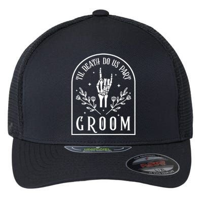 Groom Bride Skeleton Gothic Halloween Engagement Wedding Flexfit Unipanel Trucker Cap