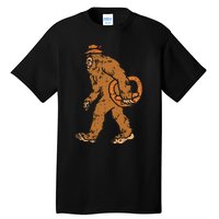 German Bigfoot Sasquatch Pretzel Funny Oktoberfest Tall T-Shirt