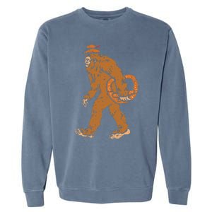 German Bigfoot Sasquatch Pretzel Funny Oktoberfest Garment-Dyed Sweatshirt