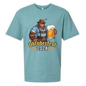 German Bigfoot Sasquatch Lederhose Funny Oktoberfest 2024 Sueded Cloud Jersey T-Shirt