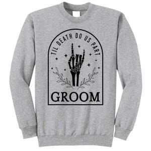 Groom Bride Skeleton Gothic Halloween Engagement Wedding Tall Sweatshirt