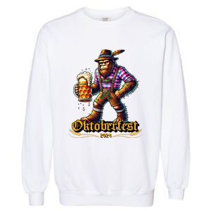 German Bigfoot Sasquatch Lederhose Funny Oktoberfest 2024 Garment-Dyed Sweatshirt