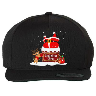 Grandma Claus Fat Santa Stuck In The Chimney Christmas Wool Snapback Cap