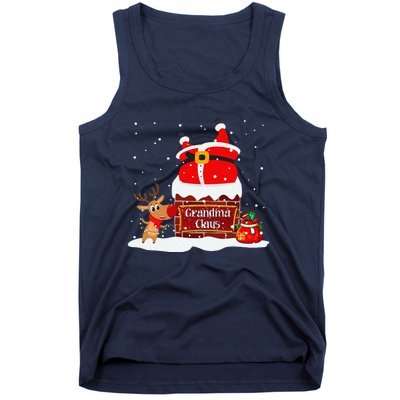 Grandma Claus Fat Santa Stuck In The Chimney Christmas Tank Top