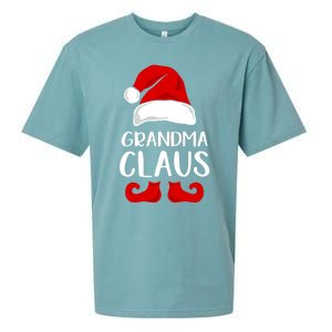 Grandma Claus Funny Grandma Santa Claus Red Christmas Hat Funny Gift Sueded Cloud Jersey T-Shirt