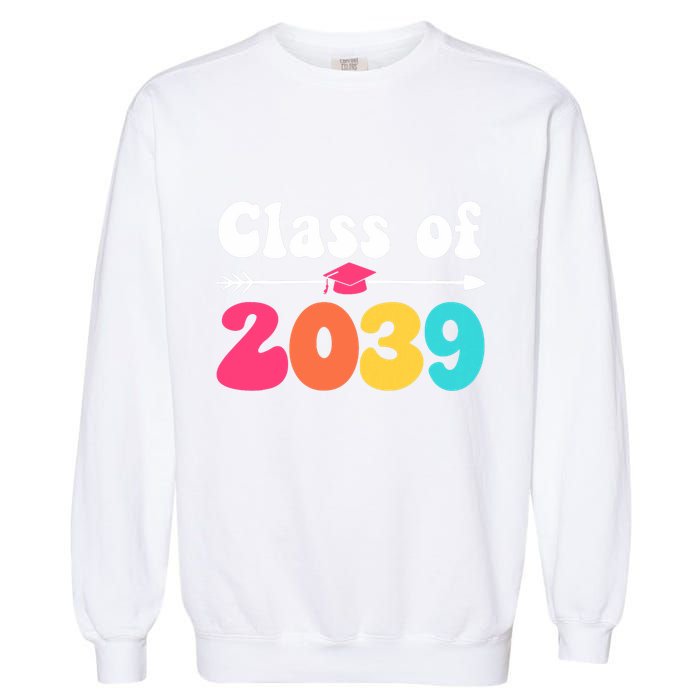 Groovy Class Of 2039 Graduation Senior 2039 Garment-Dyed Sweatshirt
