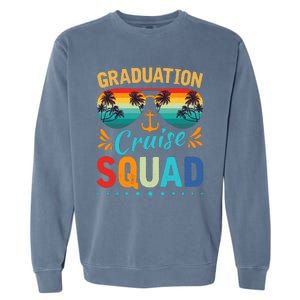 Graduation Cruise Squad 2024 Funny Cruising Graduation Trip Garment-Dyed Sweatshirt