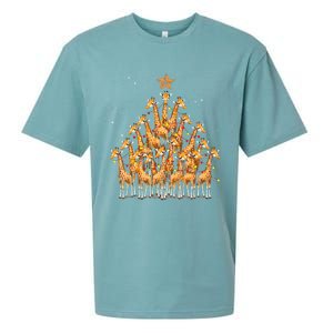 Giraffe Christmas Tree Giraffe Xmas Tree Sueded Cloud Jersey T-Shirt