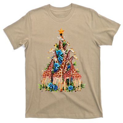 Giraffe Christmas Tree Cute Giraffe Lovers Xmas Holiday T-Shirt