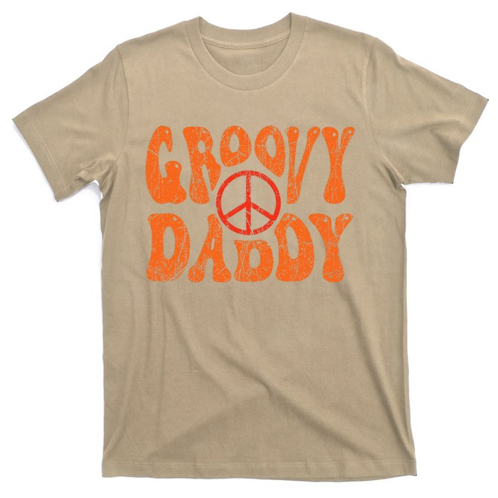 Groovy Daddy 70s Aesthetic Nostalgia 1970s Retro Dad T-Shirt