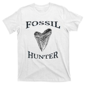 Great Distressed Fossil Hunter Megalodon Tooth Enthusiast T-Shirt