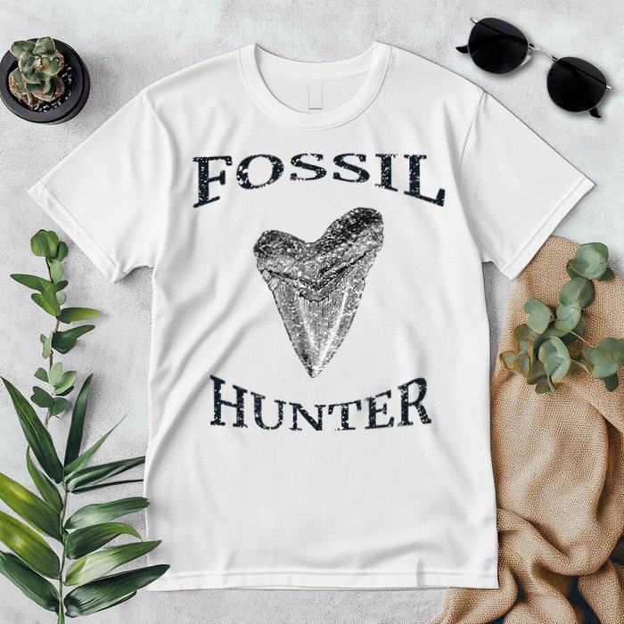 Great Distressed Fossil Hunter Megalodon Tooth Enthusiast Premium T-Shirt