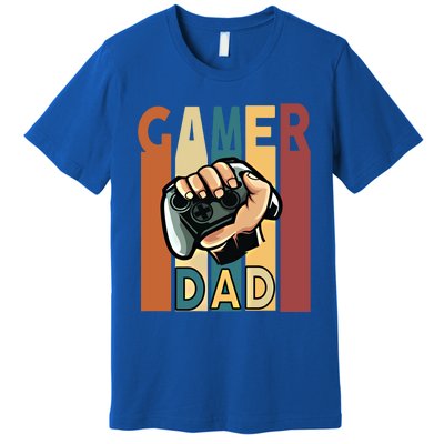 Gamer Dad Retro Vintage Gaming Fathers Day Gift Premium T-Shirt