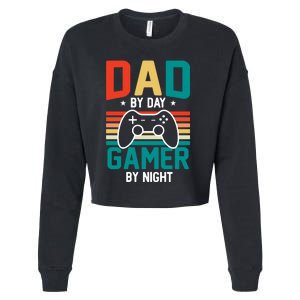 Gamer Dad T Design Cropped Pullover Crew