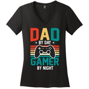 Gamer Dad T Design Women's V-Neck T-Shirt