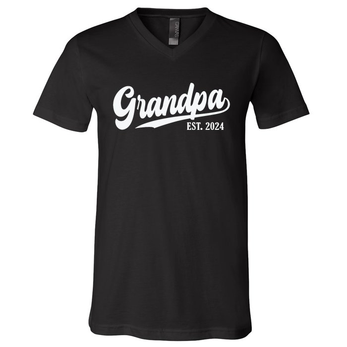 Grandpa Est 2024 V-Neck T-Shirt