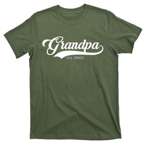 Grandpa Est 2025 Baseball Team Font T-Shirt