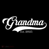 Grandma Est 2025 Baseball Team Font T-Shirt