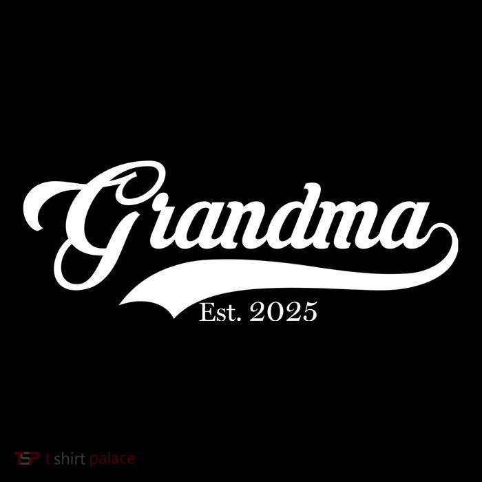 Grandma Est 2025 Baseball Team Font T-Shirt