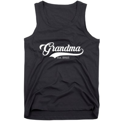 Grandma Est 2025 Baseball Team Font Tank Top