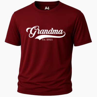 Grandma Est 2025 Baseball Team Font Performance Shirt
